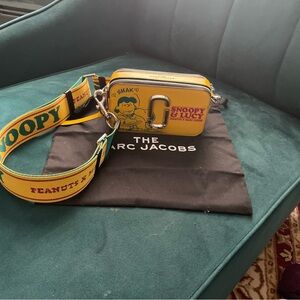 Marc Jacobs Yellow Snoopy & Lucy Crossbody